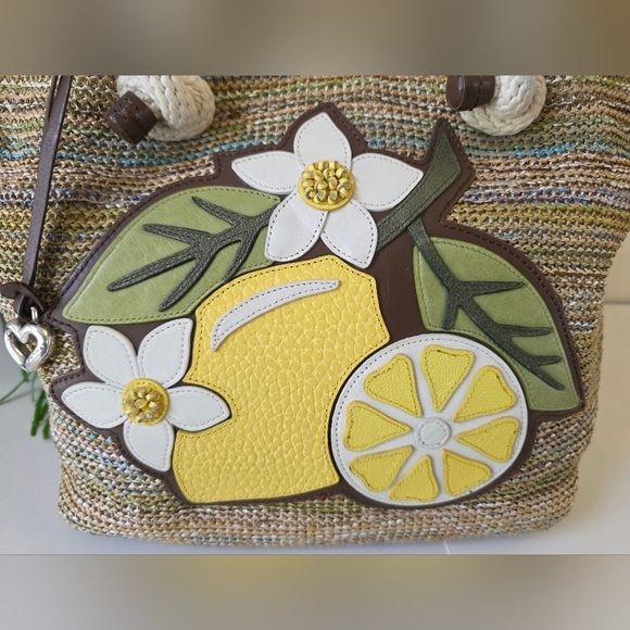 Brighton Bella Limone Soft Sea Grass Tote/Leather Applique/Signature Heart Charm - Picture 4 of 16